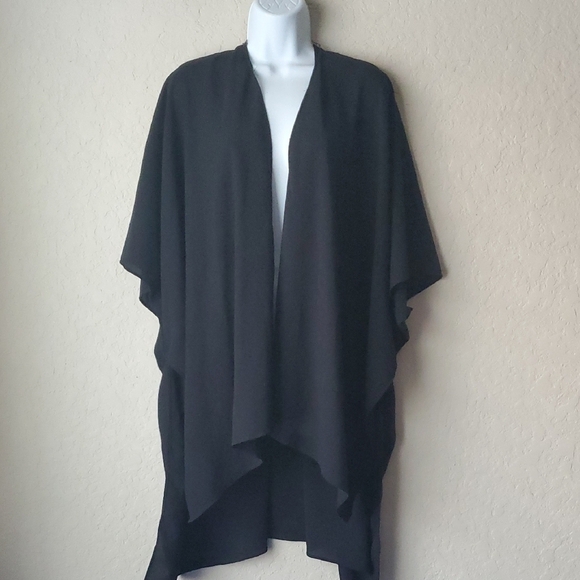 4/$20 Women's Solid Woven Layering Piece - Picture 1 of 5